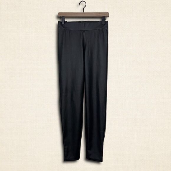 Torrid Black Signature Waist Faux Leather Legging SZ 2X - Picture 11 of 11